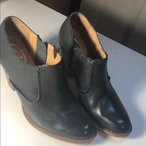 Genuine leather shoes size 6